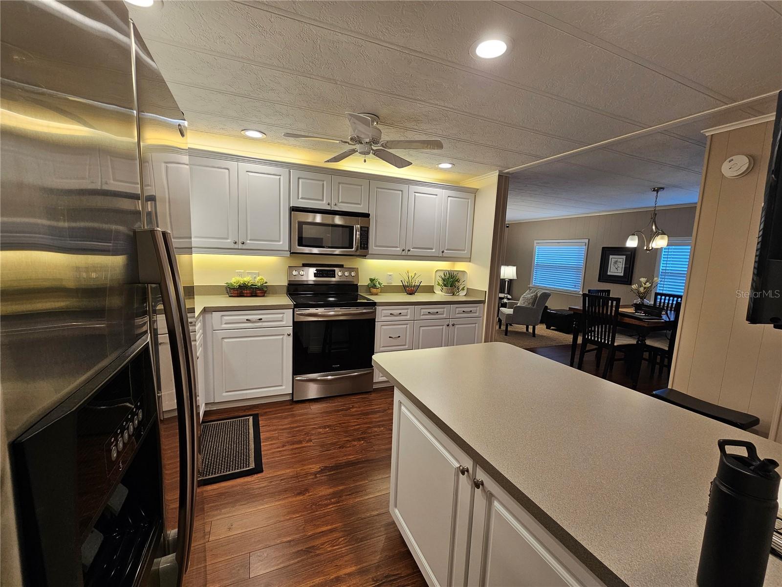 Image 14 of 35 For 168 Manta Circle