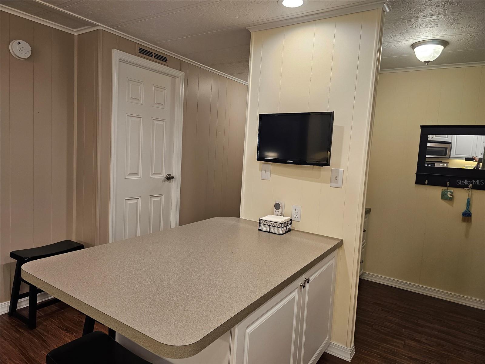 Image 16 of 35 For 168 Manta Circle