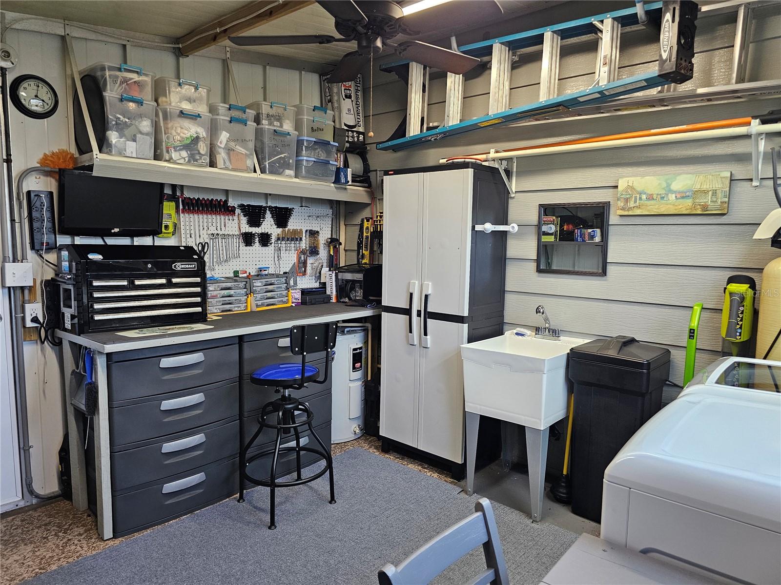 Image 33 of 35 For 168 Manta Circle