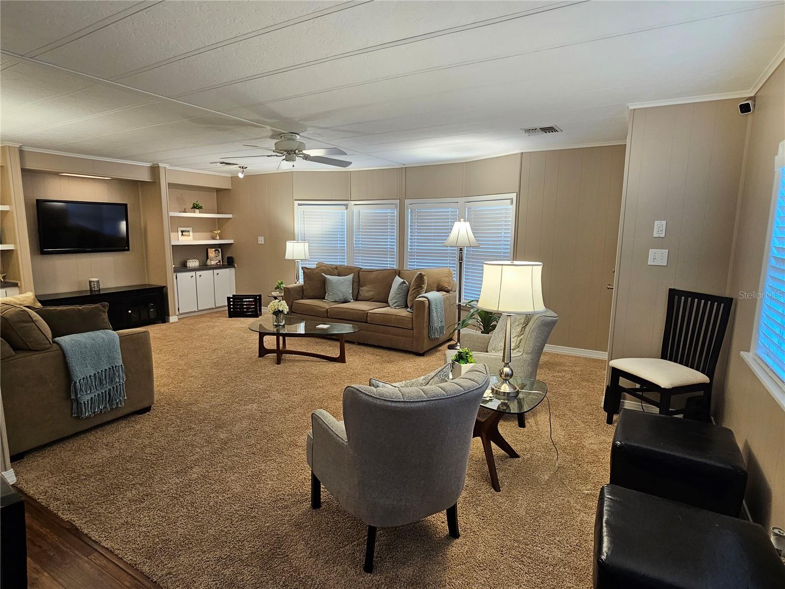 Image 8 of 35 For 168 Manta Circle