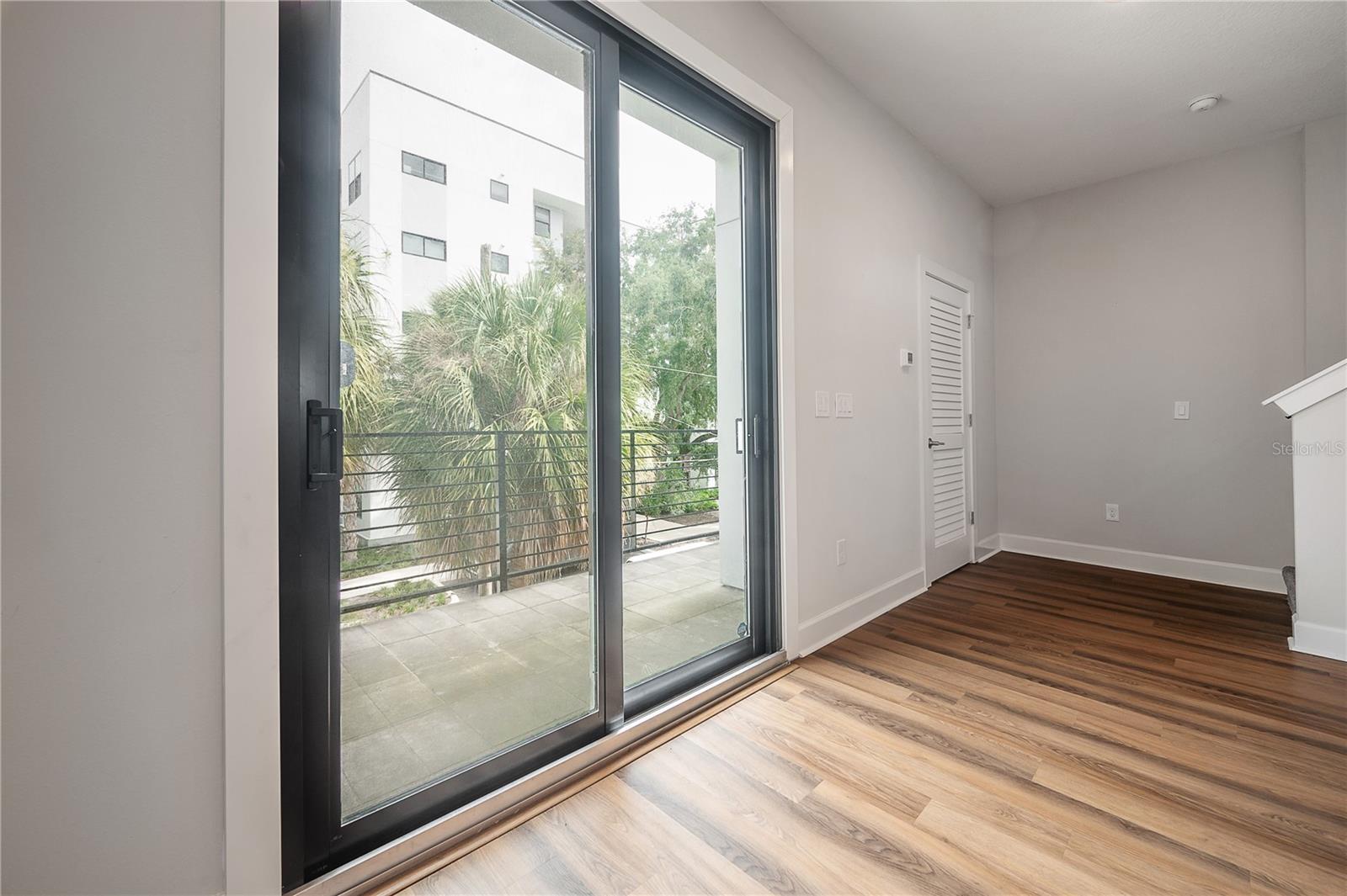 Image 18 of 36 For 1306 Carmen Street 1