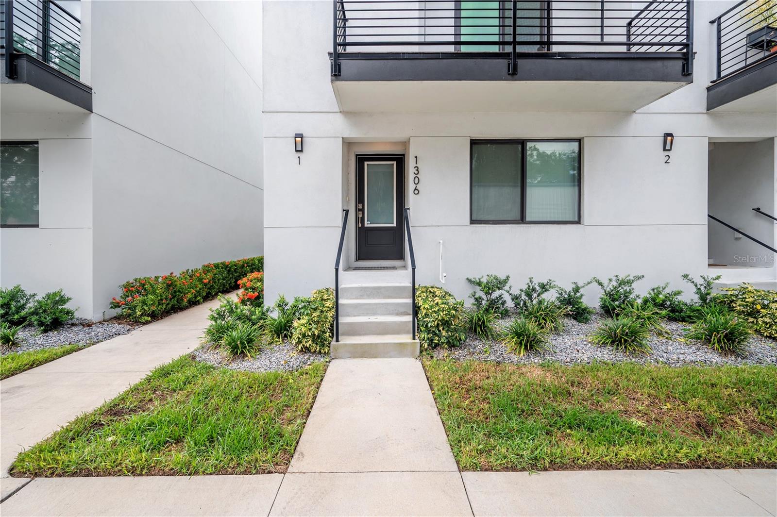 Image 34 of 36 For 1306 Carmen Street 1