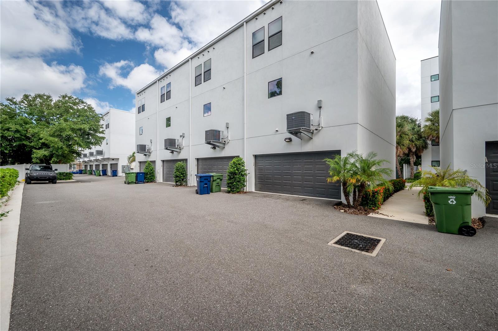 Image 35 of 36 For 1306 Carmen Street 1