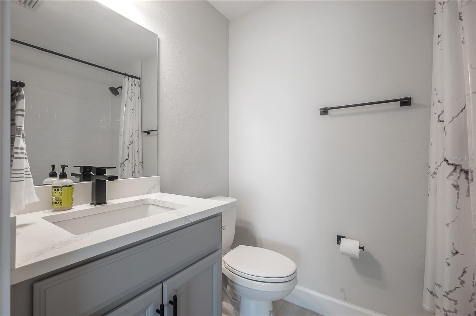 Image 6 of 36 For 1306 Carmen Street 1