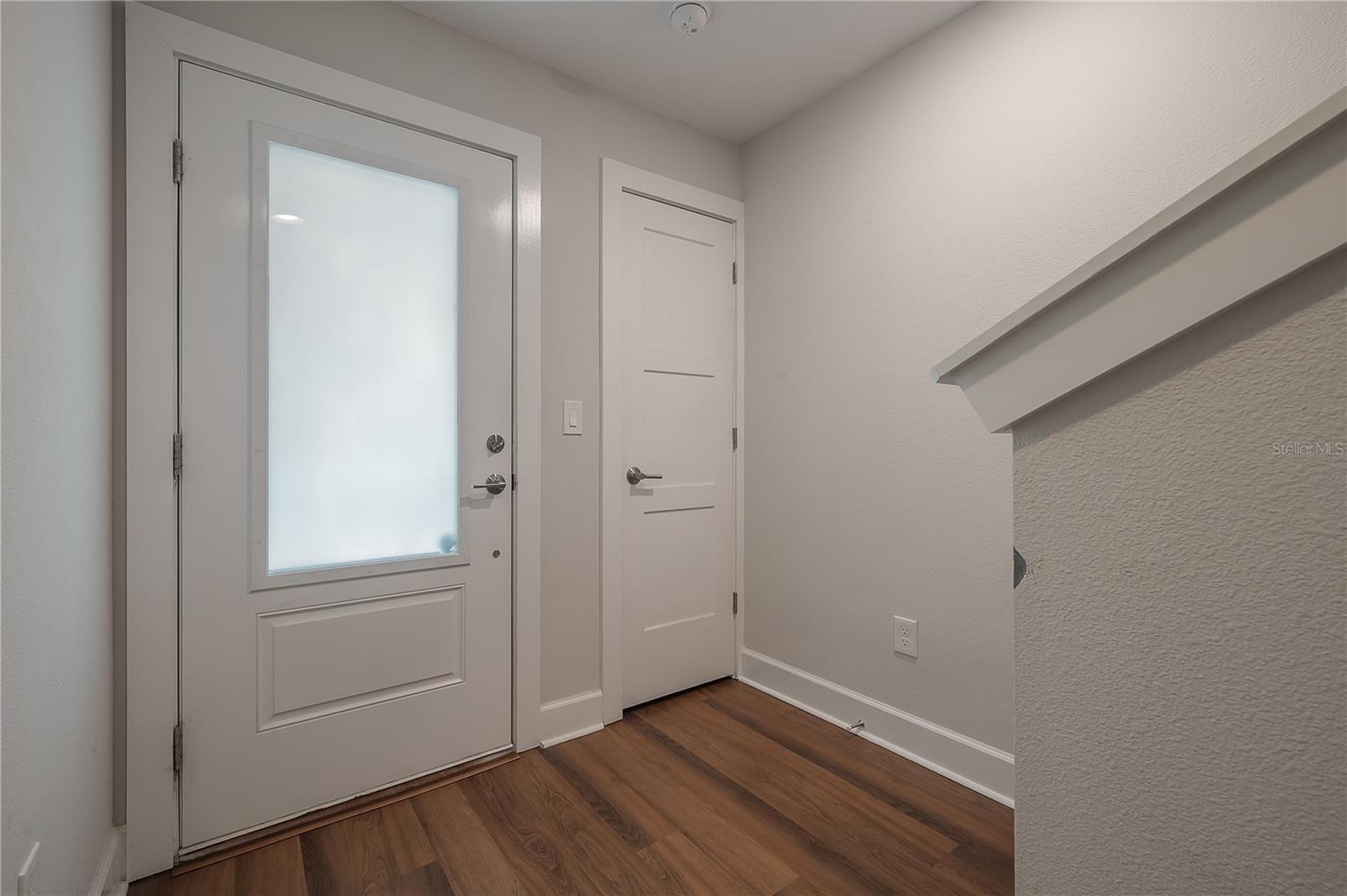 Image 7 of 36 For 1306 Carmen Street 1