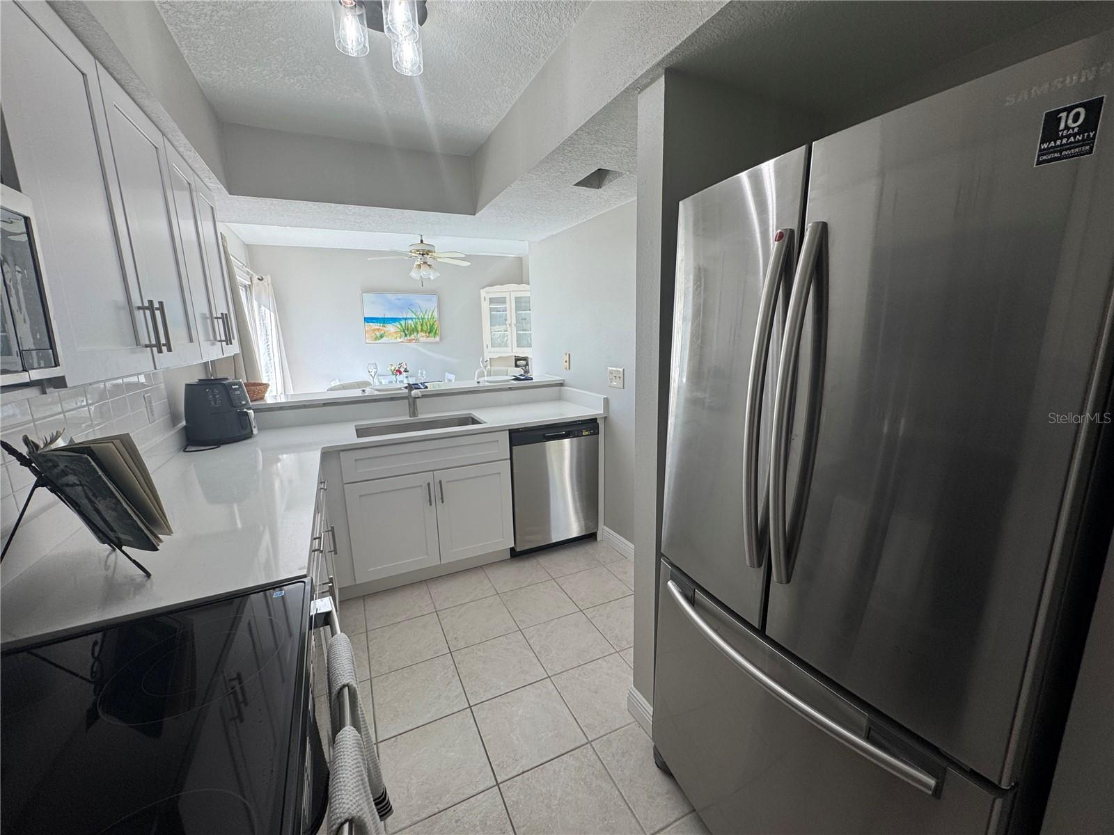 Image 16 of 38 For 621 Windrush Bay Drive 621