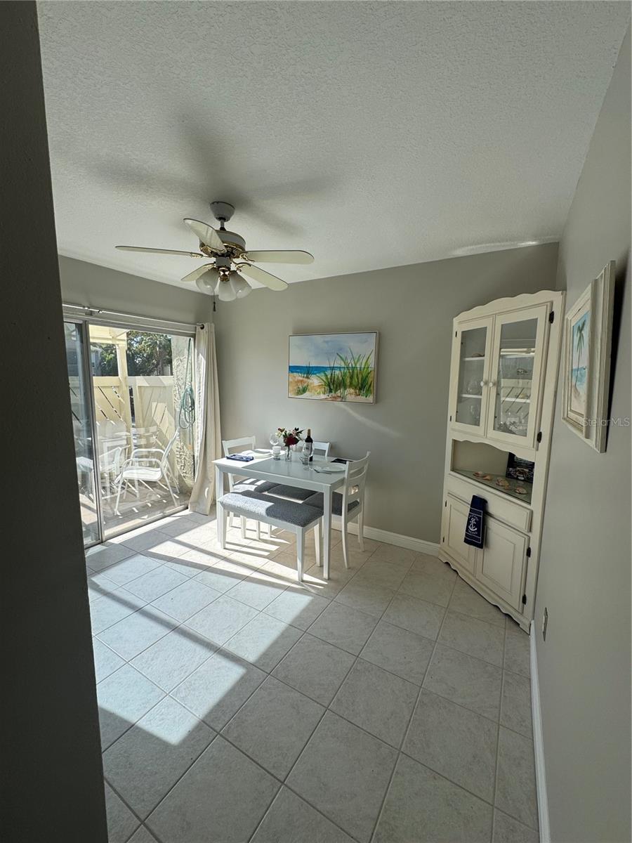 Image 18 of 38 For 621 Windrush Bay Drive 621