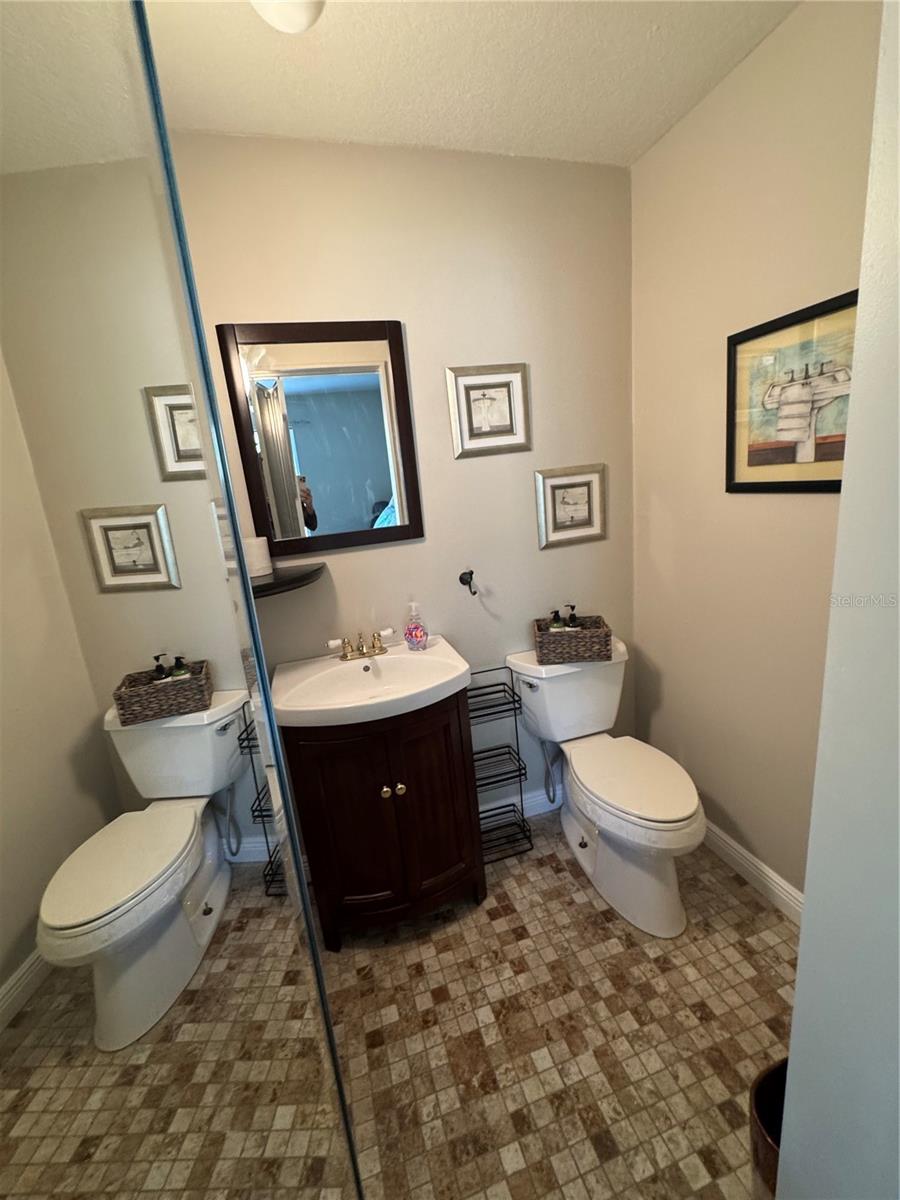 Image 29 of 38 For 621 Windrush Bay Drive 621