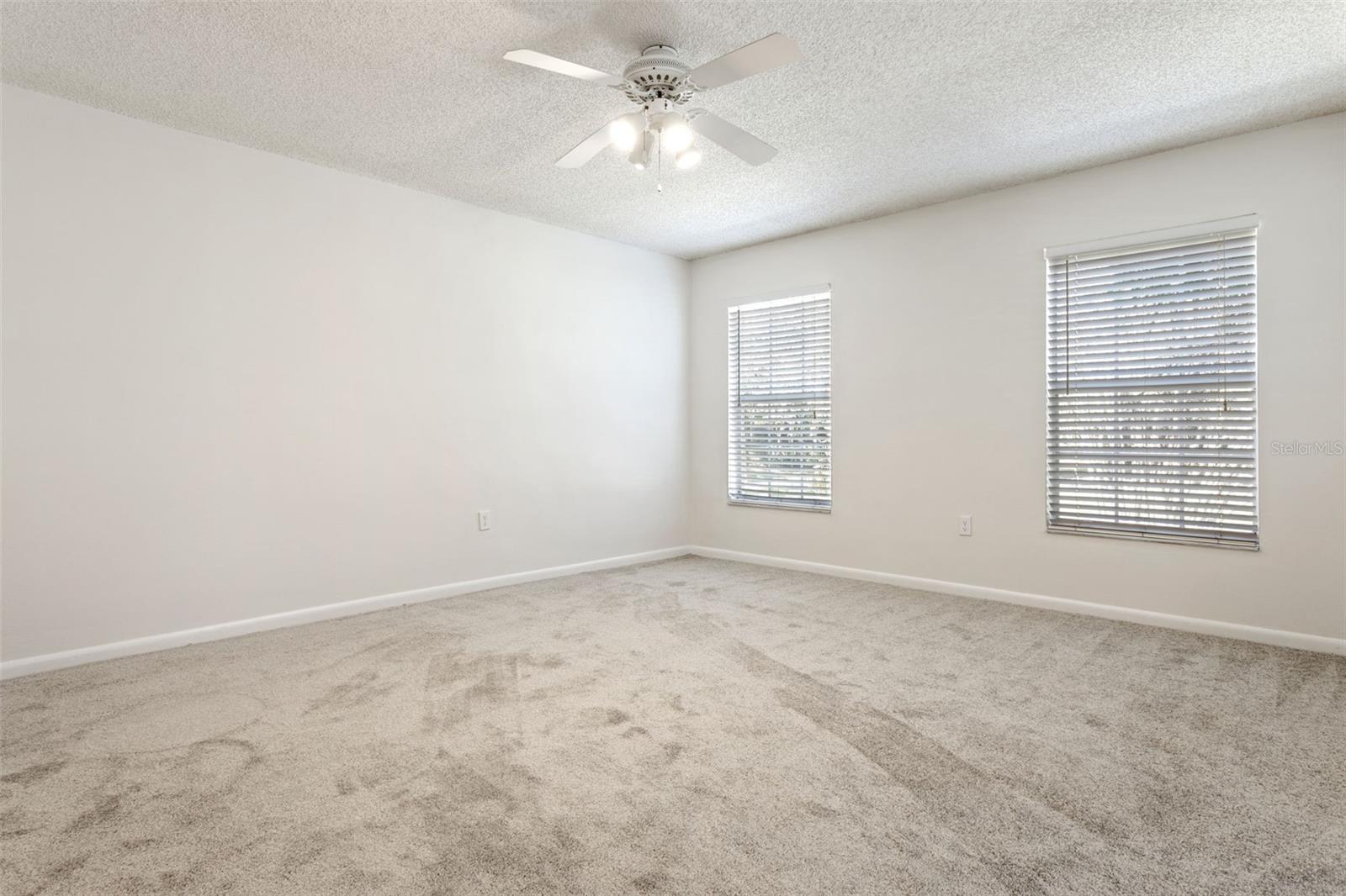 Image 11 of 29 For 2690 Coral Landings Boulevard 125