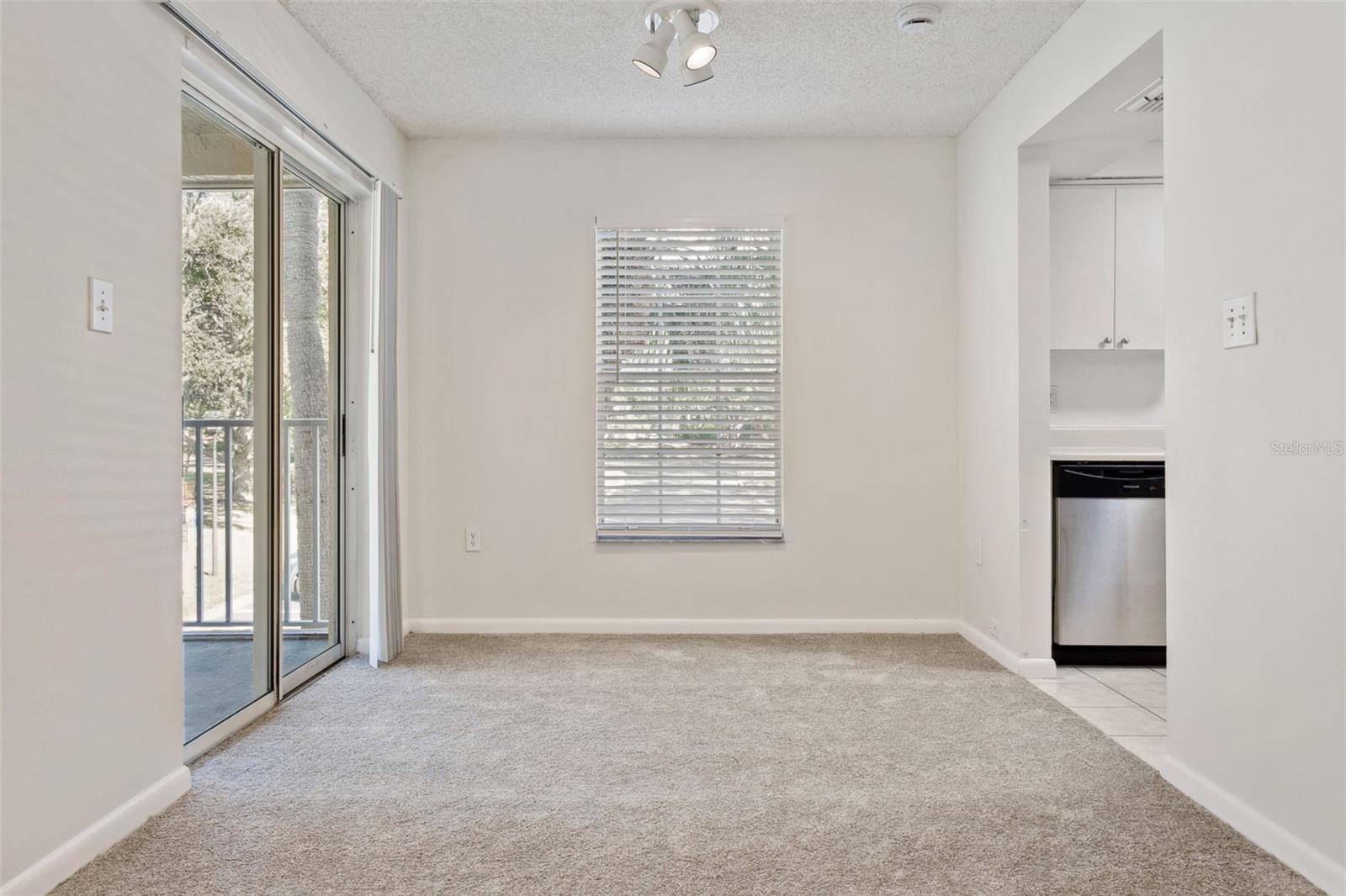 Image 12 of 29 For 2690 Coral Landings Boulevard 125