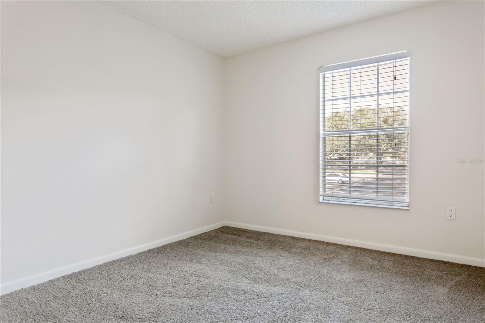 Image 17 of 29 For 2690 Coral Landings Boulevard 125