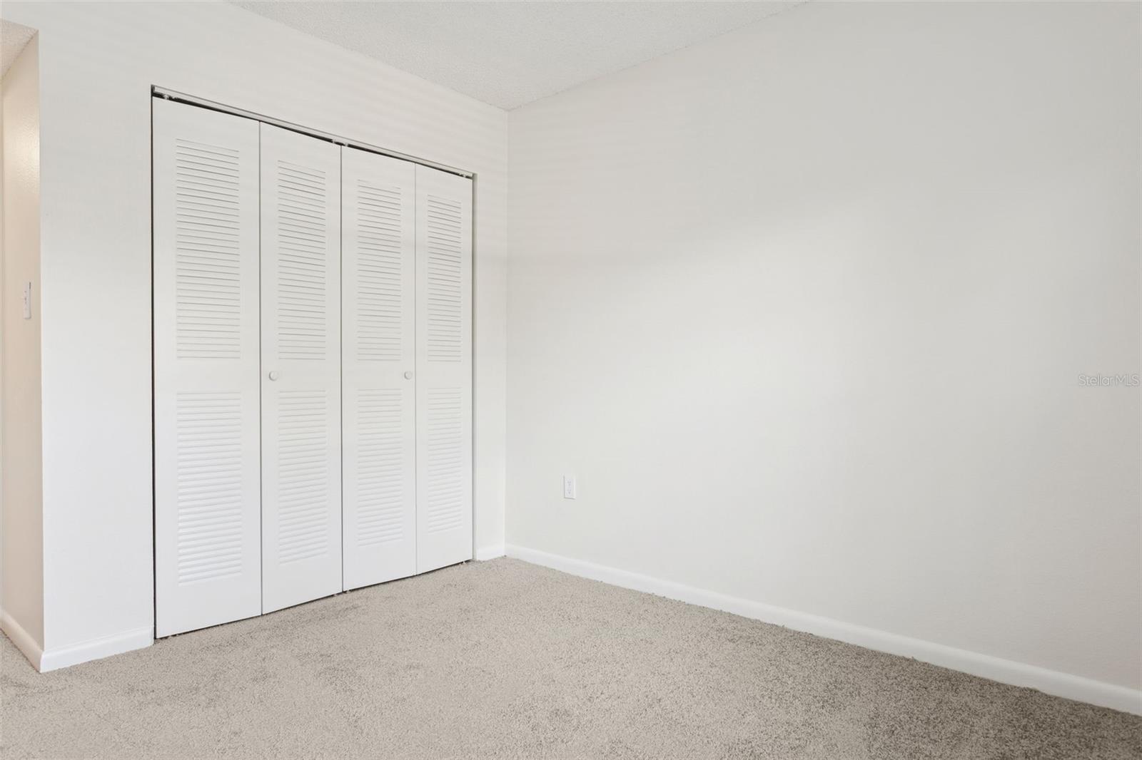 Image 18 of 29 For 2690 Coral Landings Boulevard 125