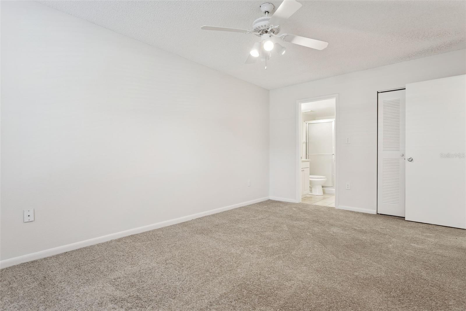 Image 23 of 29 For 2690 Coral Landings Boulevard 125