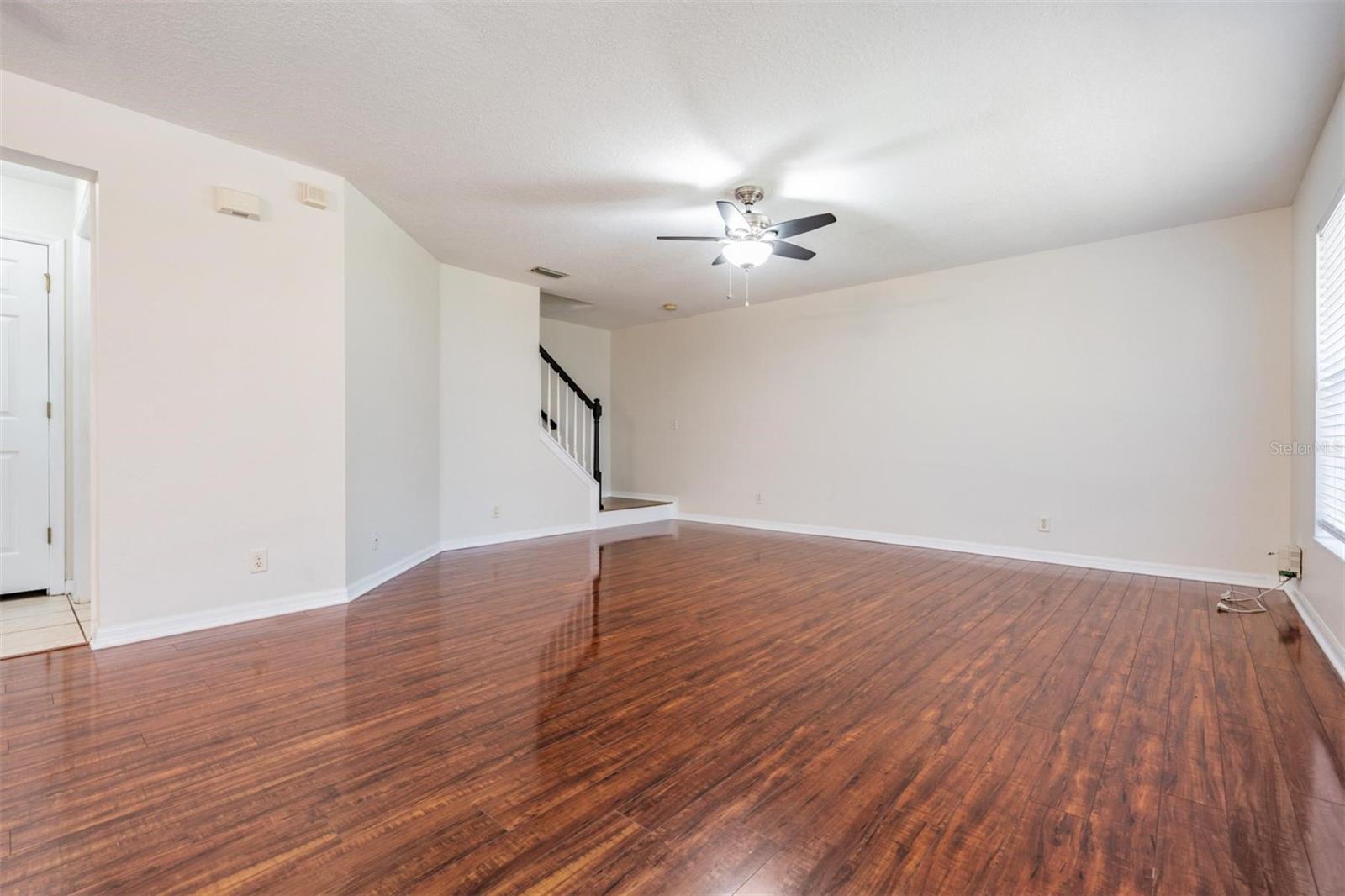 Image 6 of 14 For 9624 Charlesberg Drive