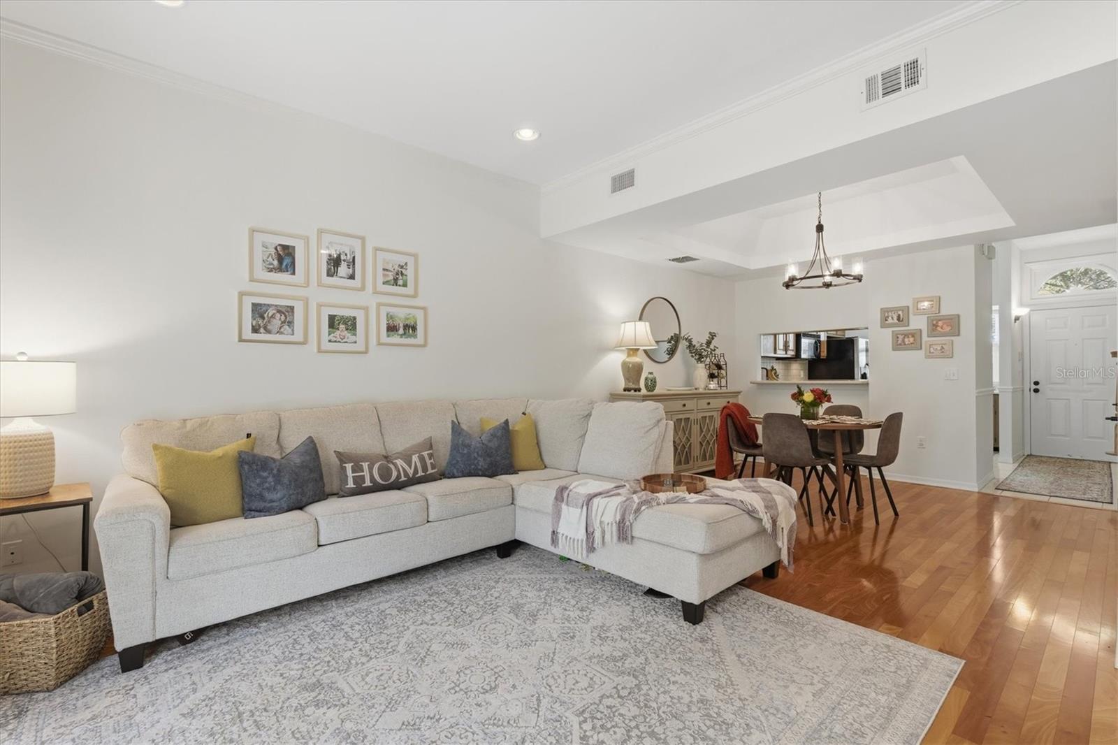 Image 17 of 38 For 1201 Horatio Street D4