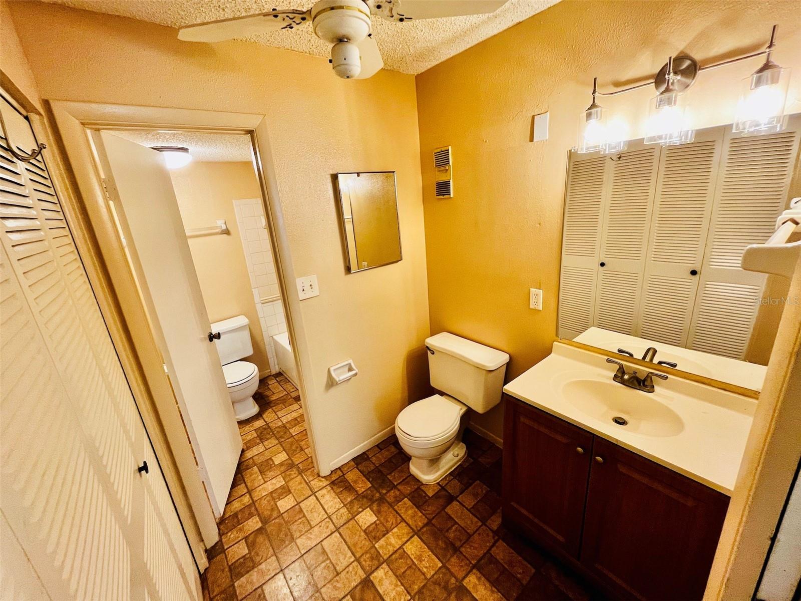 Image 7 of 12 For 7529 Pitch Pine Circle D