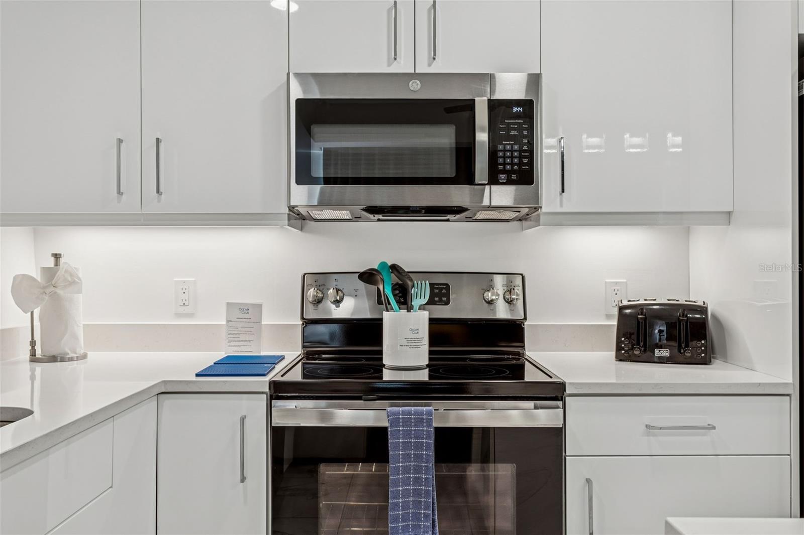 Image 16 of 39 For 11500 Gulf Boulevard 504