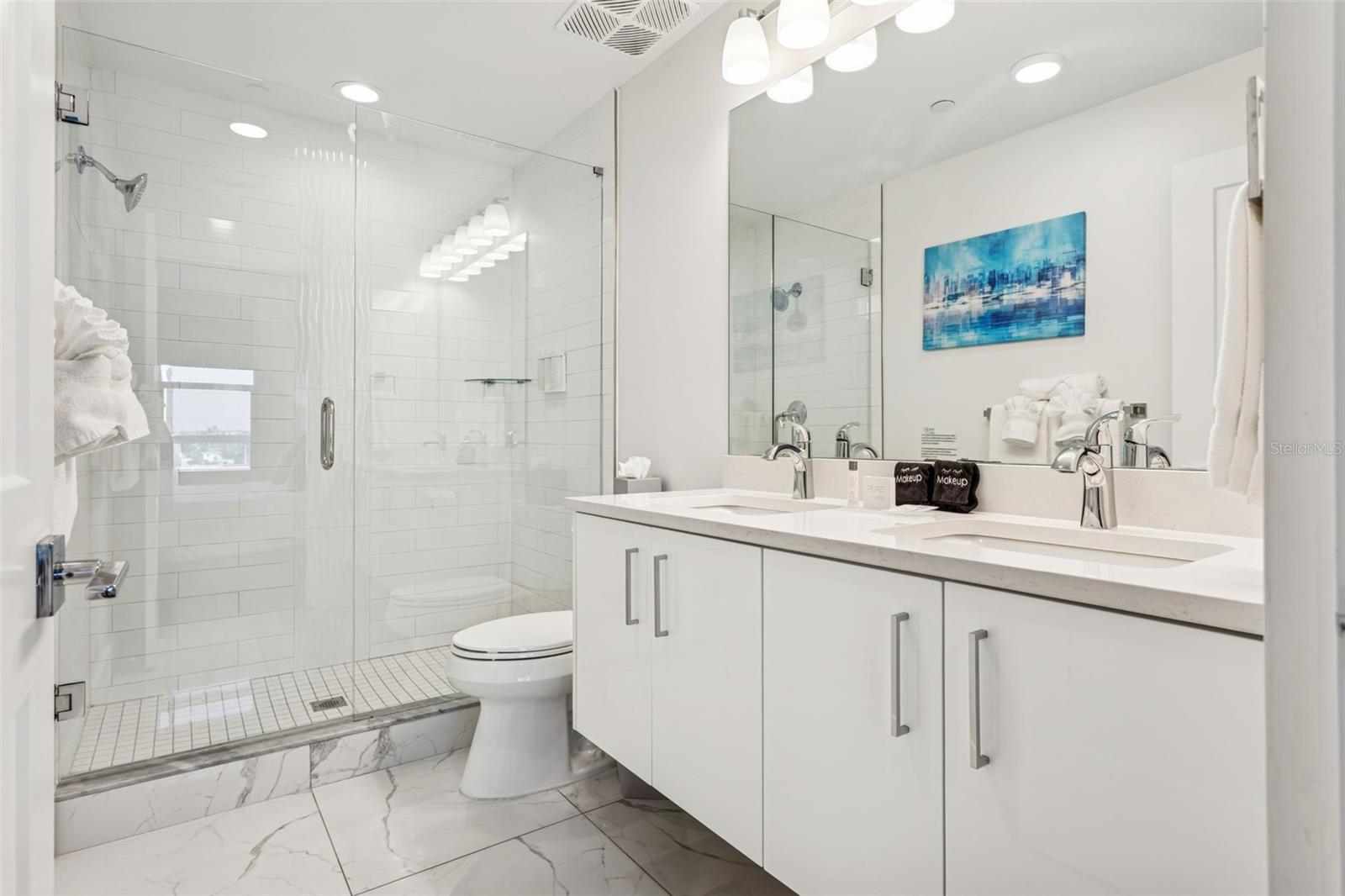 Image 21 of 39 For 11500 Gulf Boulevard 504