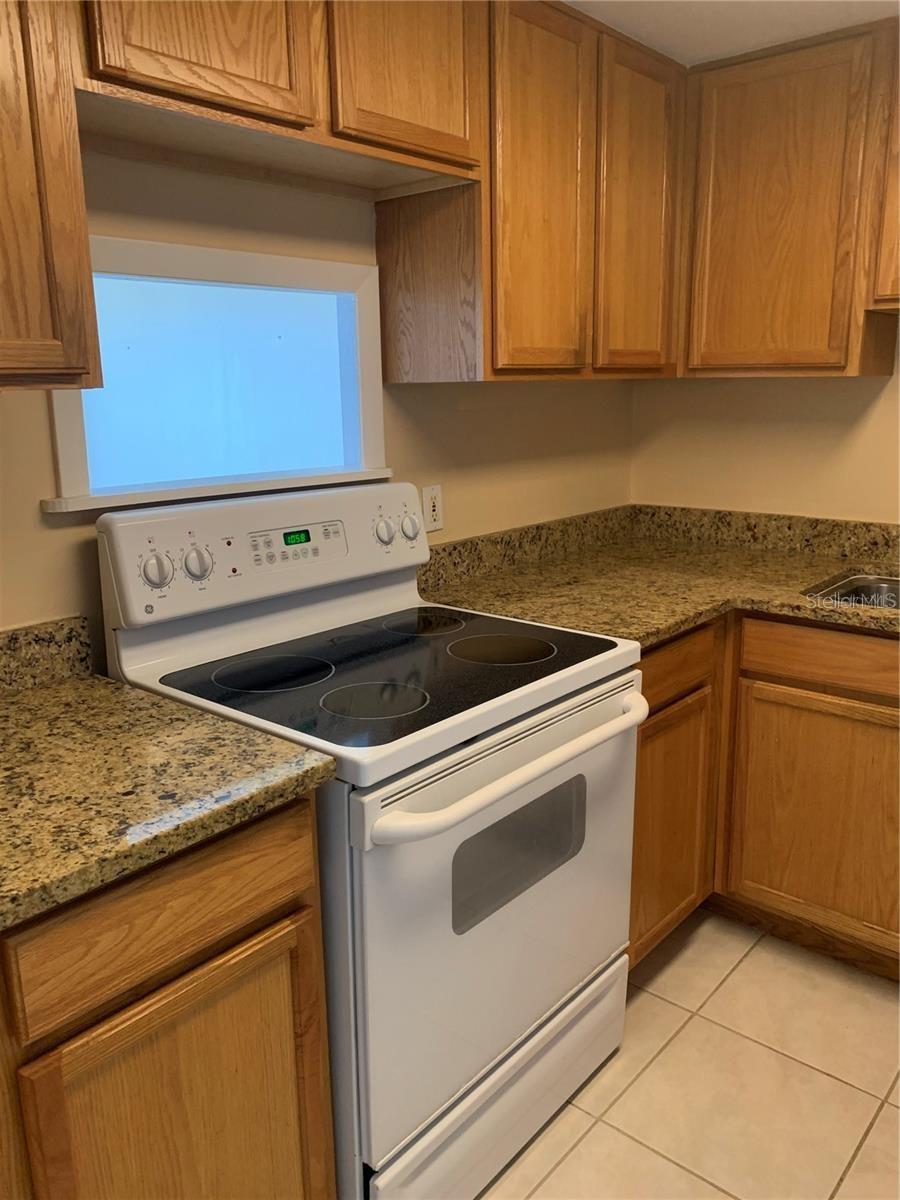 Image 6 of 15 For 880 Mandalay Avenue N904