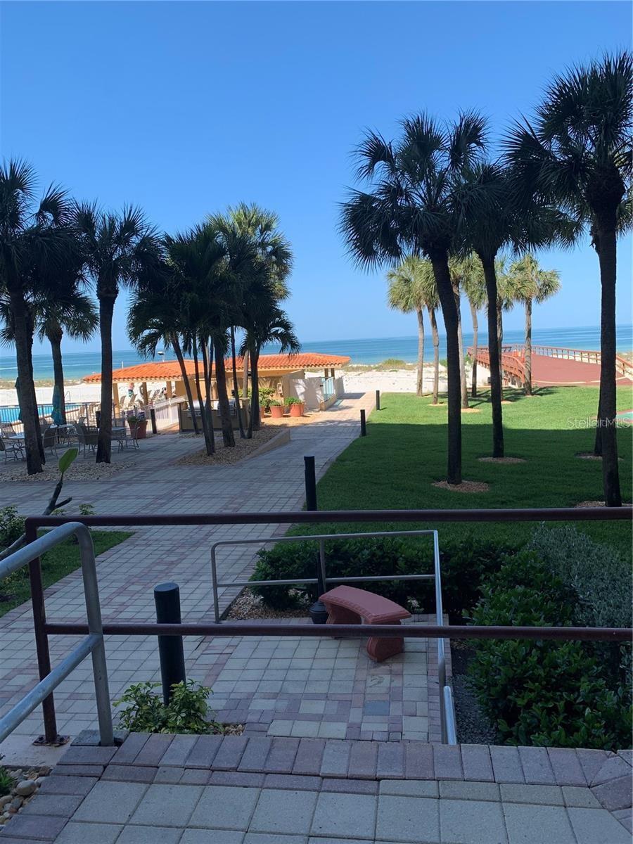 Image 8 of 15 For 880 Mandalay Avenue N904