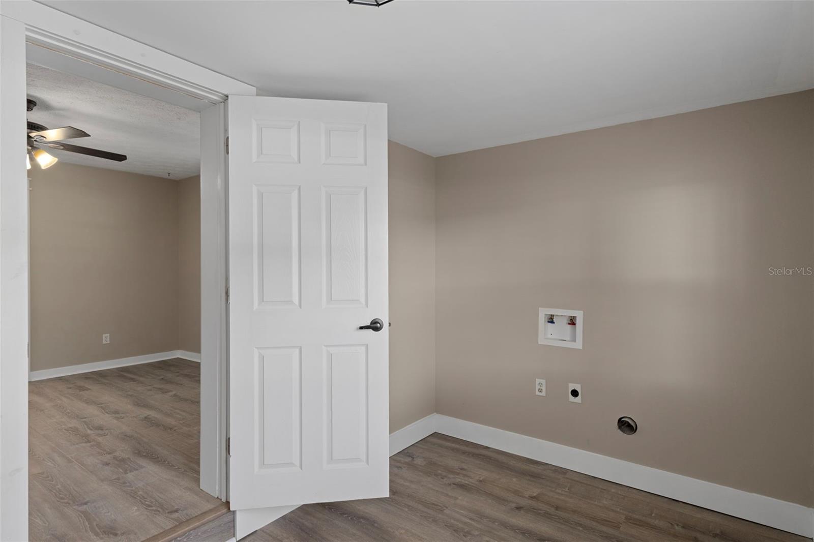 Image 19 of 41 For 28412 Rice Road