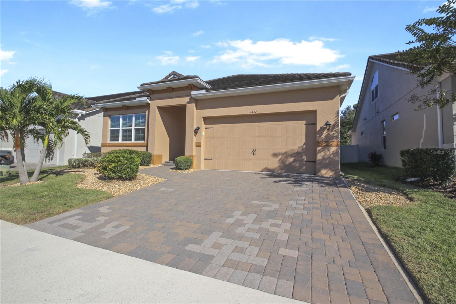 Image 2 of 32 For 1427 Lake Florence Way