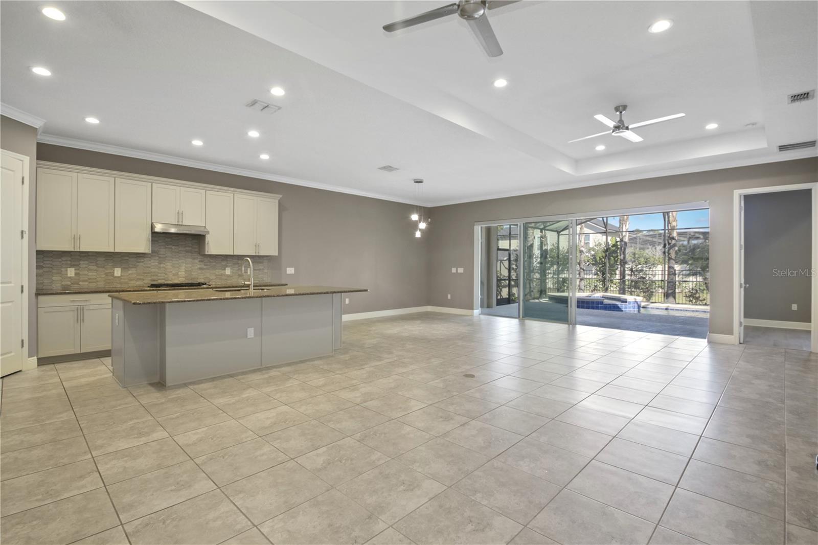 Image 3 of 32 For 1427 Lake Florence Way