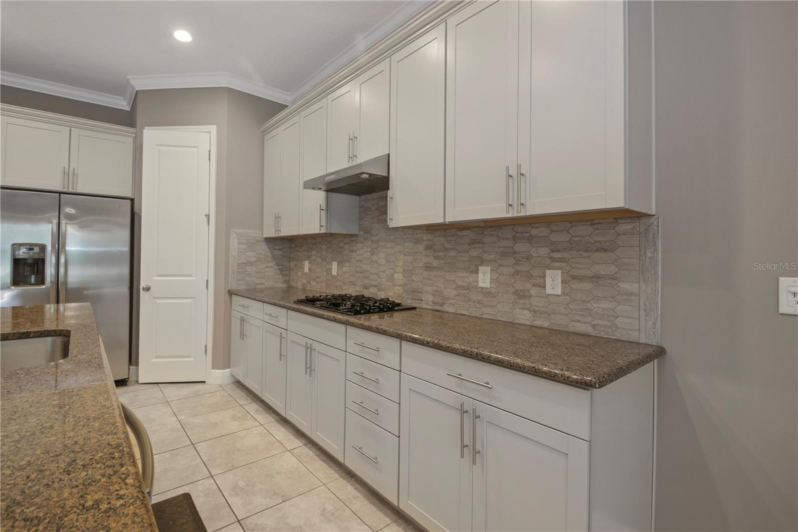 Image 7 of 32 For 1427 Lake Florence Way