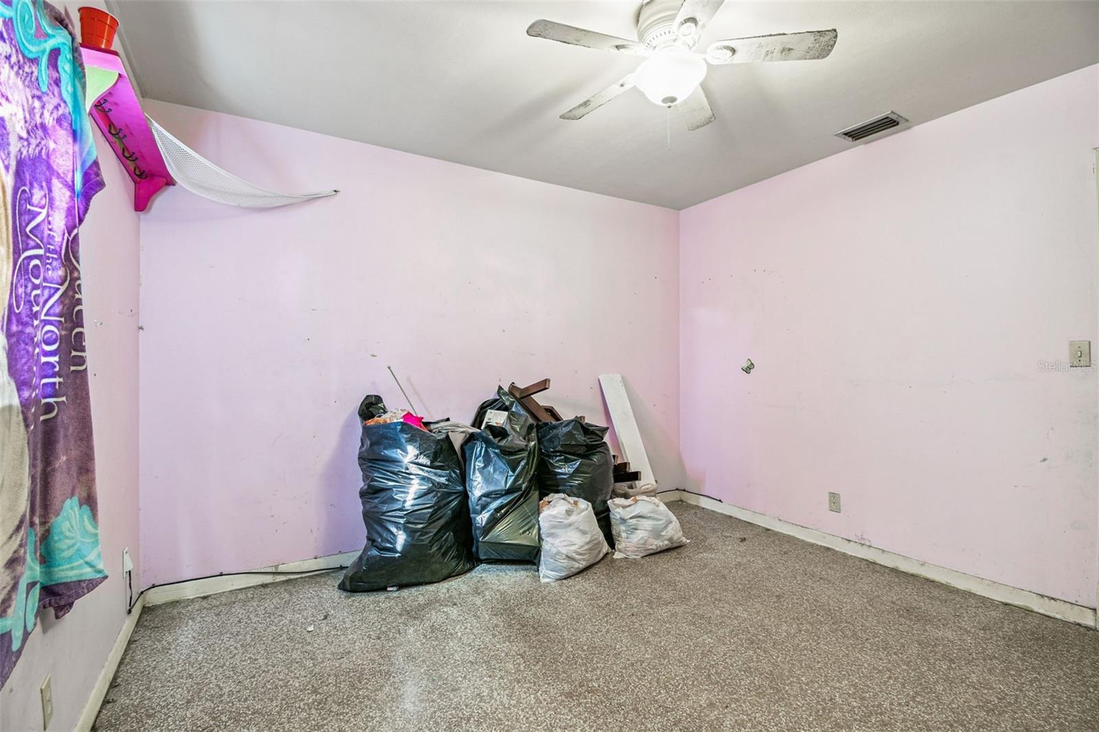 Image 27 of 66 For 7502 Lone Star Place