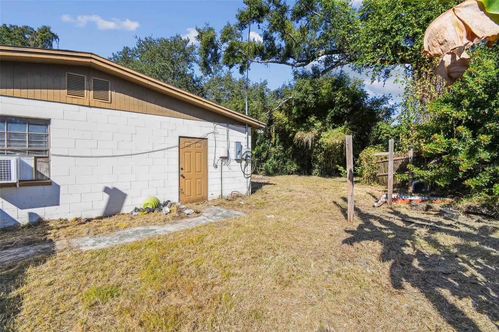 Image 45 of 66 For 7502 Lone Star Place