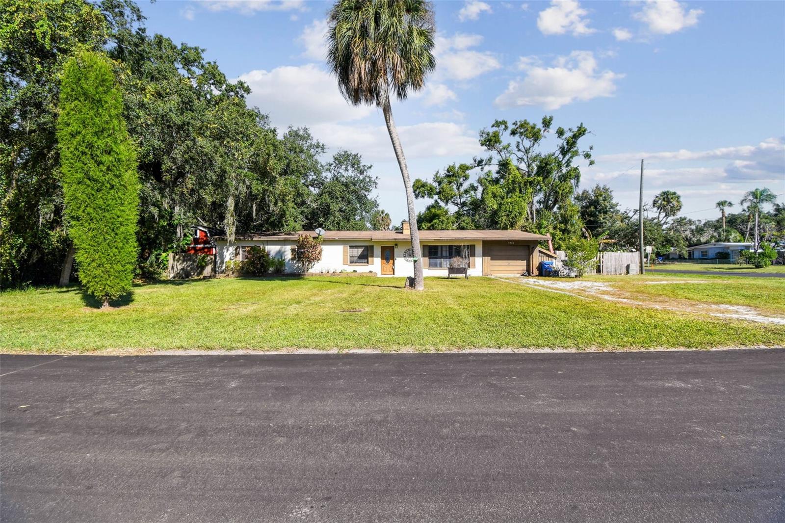 Image 47 of 66 For 7502 Lone Star Place