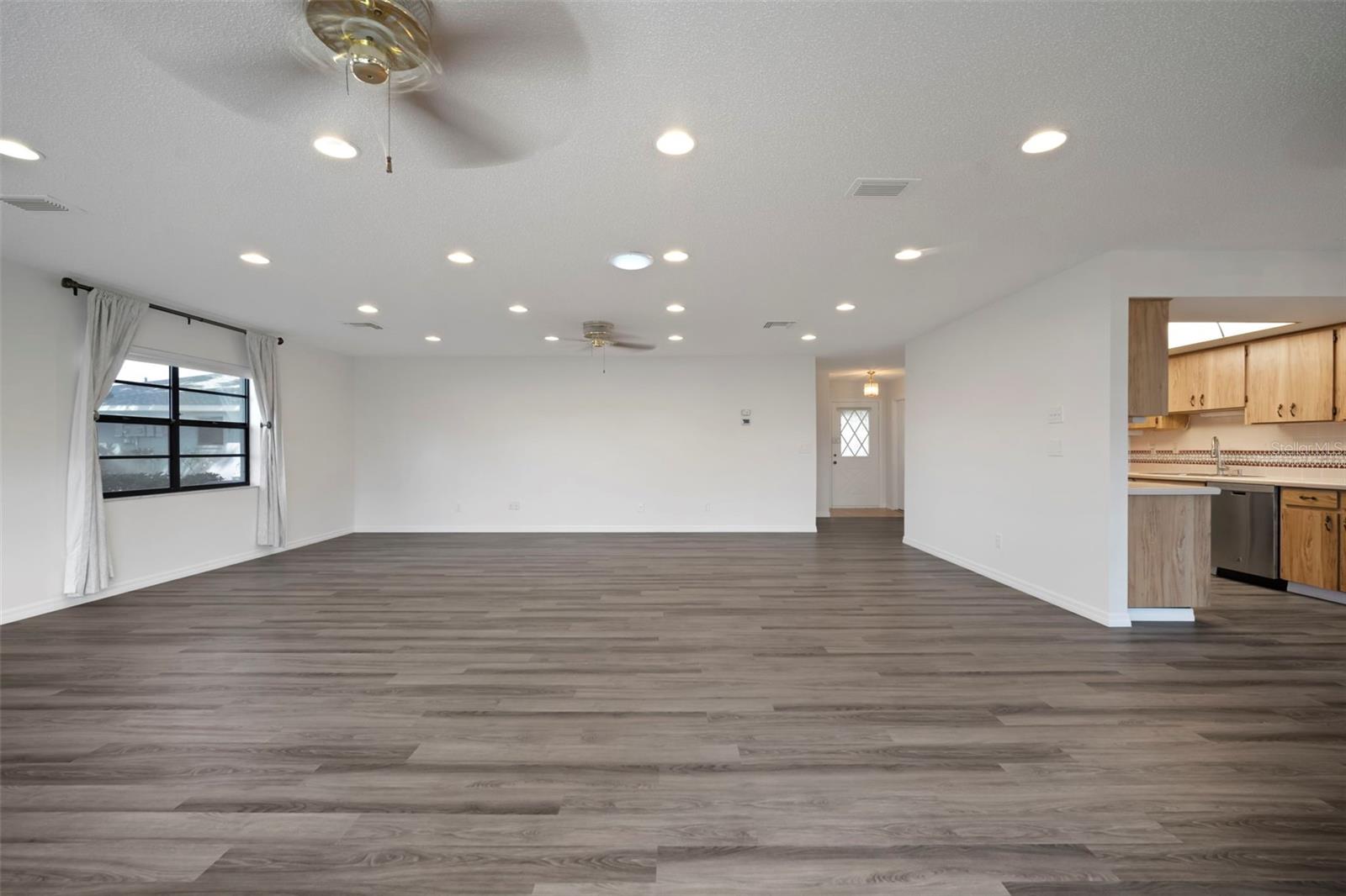 Image 13 of 53 For 1508 Ingram Drive 20