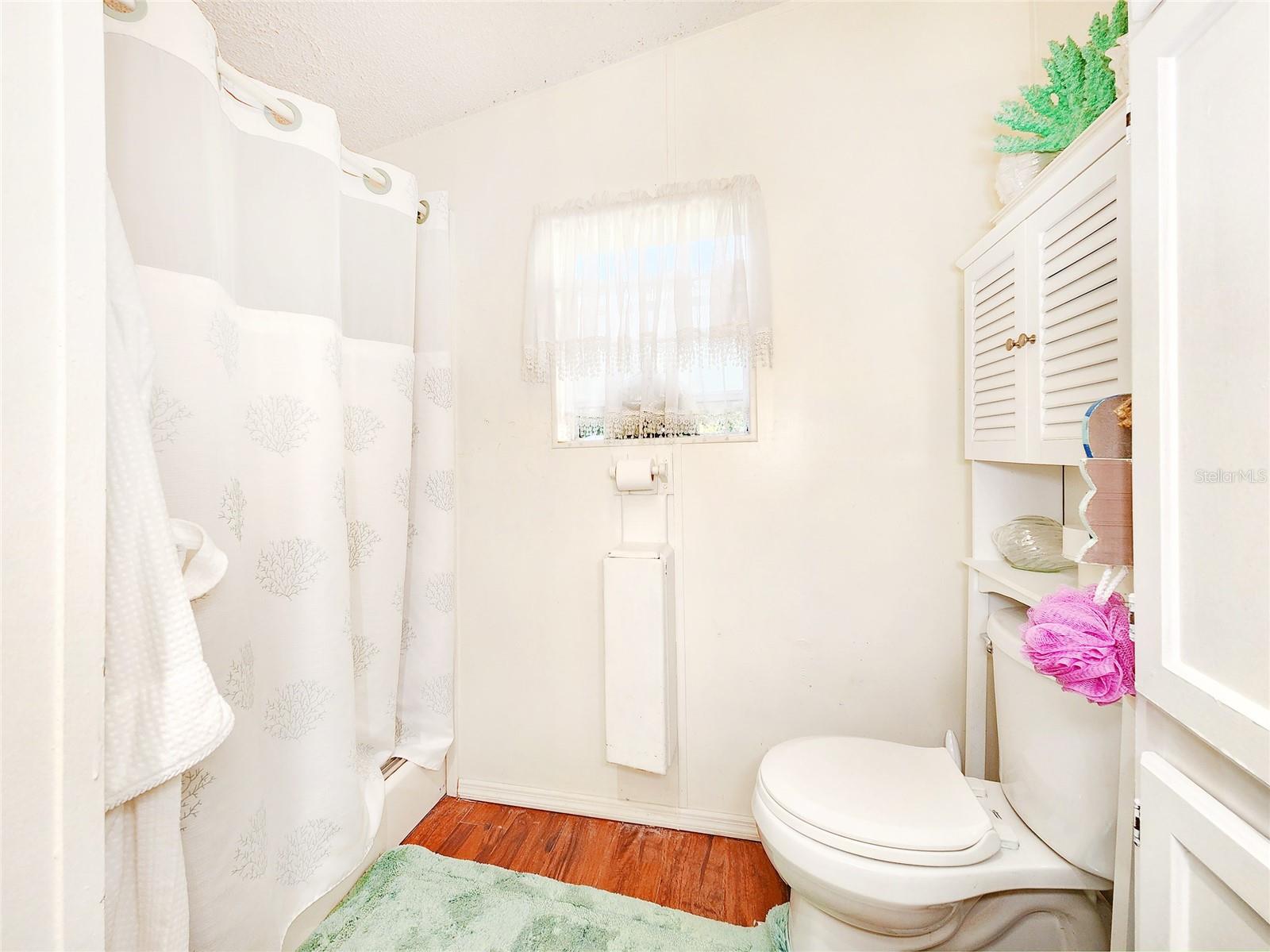 Listing photo id 17 for 12315 Morgan Road