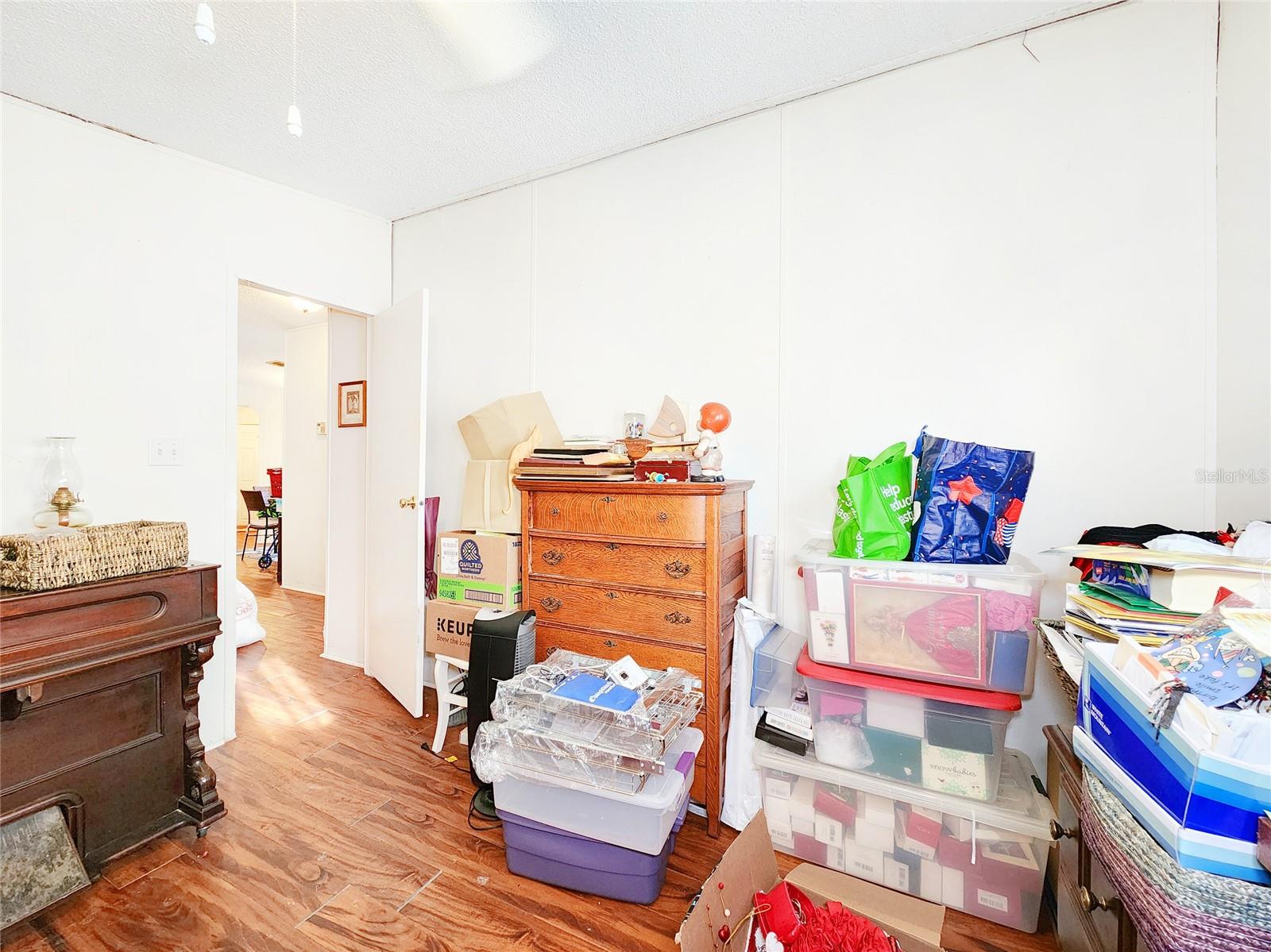 Listing photo id 23 for 12315 Morgan Road