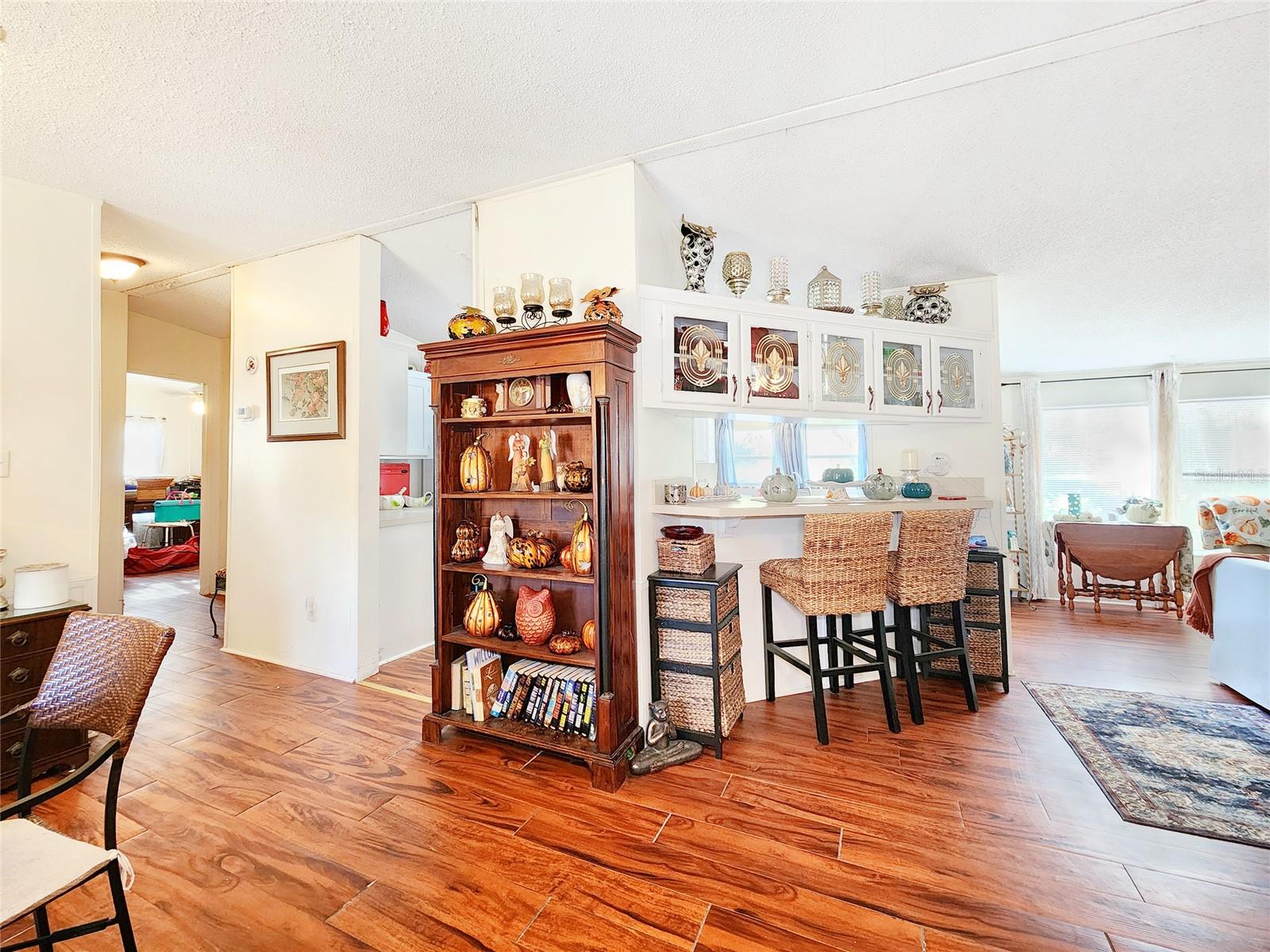 Listing photo id 3 for 12315 Morgan Road