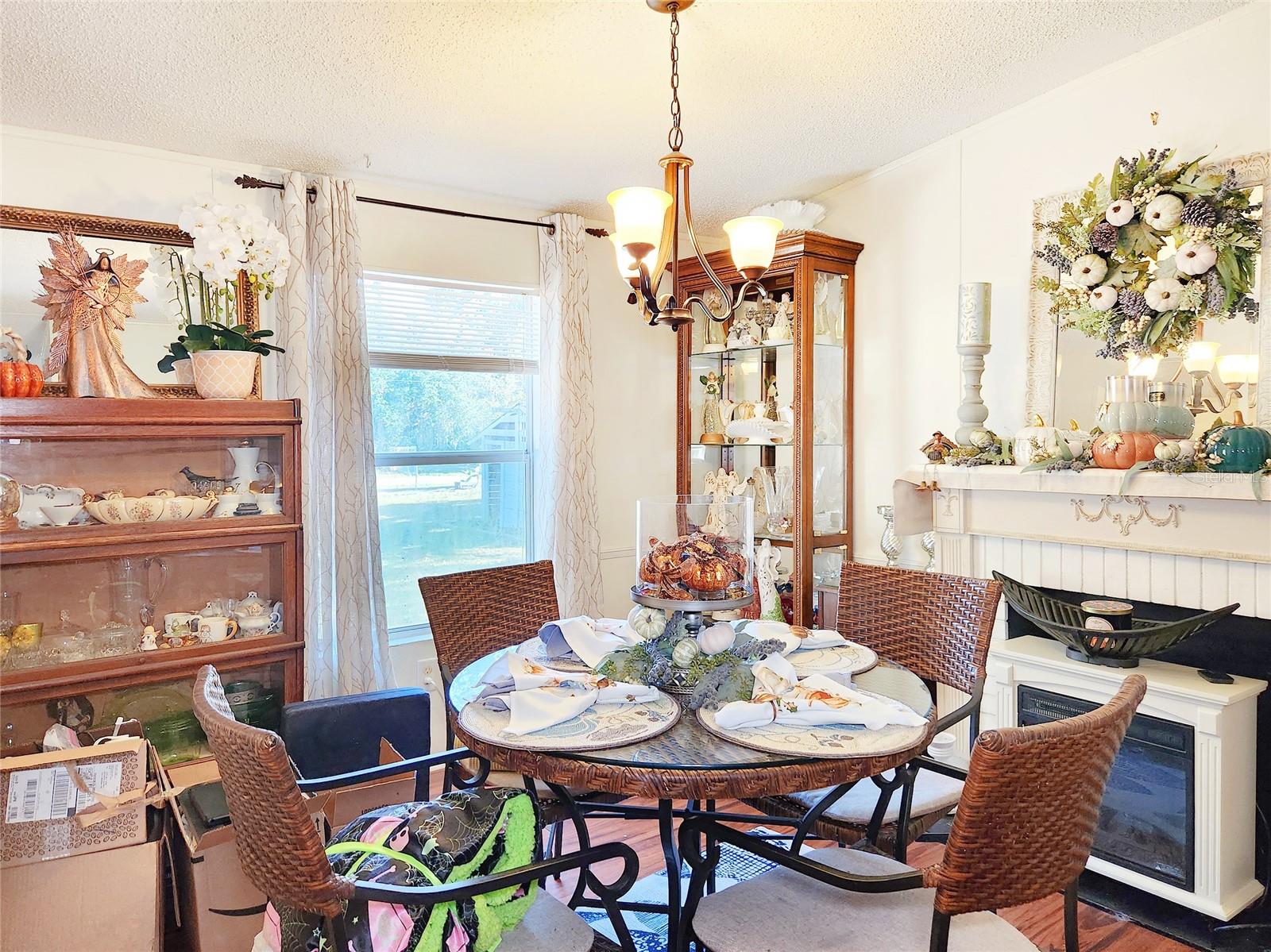 Listing photo id 5 for 12315 Morgan Road