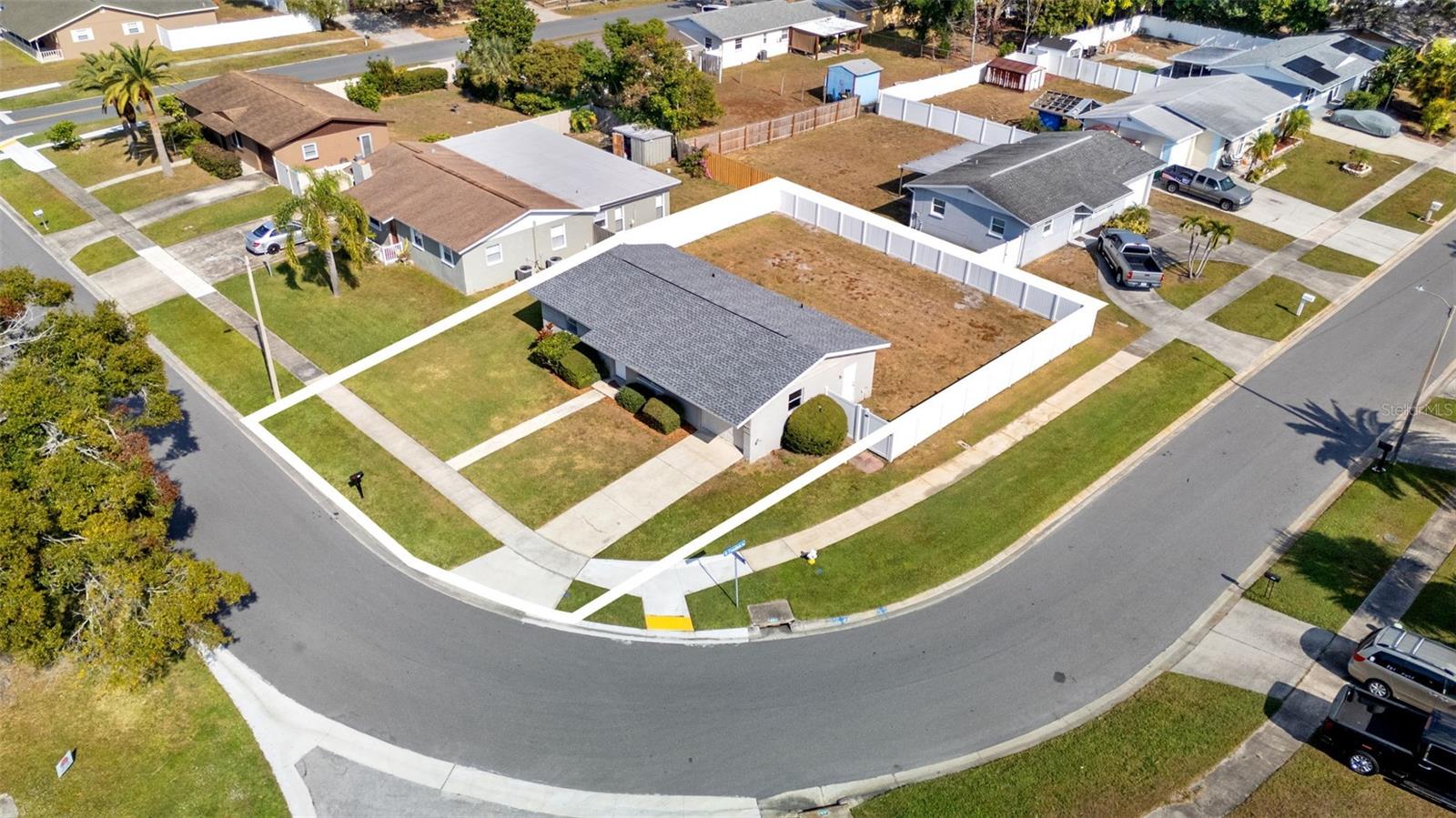 Image 17 of 21 For 9453 Golden Grove Street