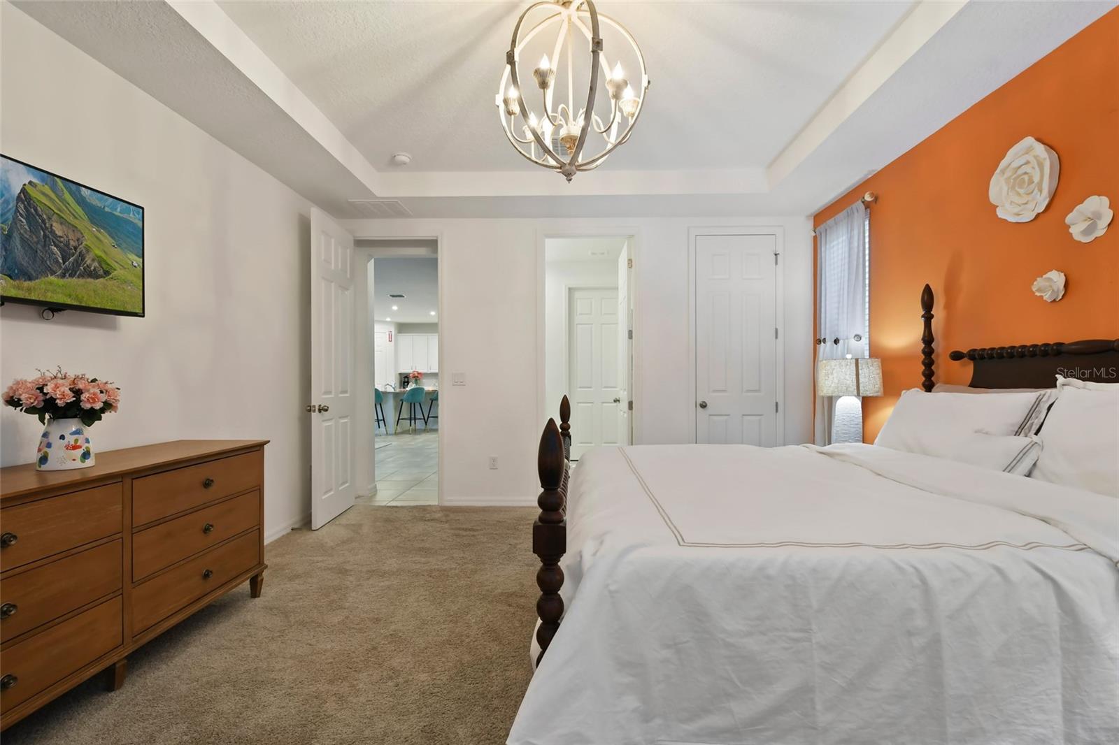 Image 19 of 48 For 8931 Amelia Downs Trail