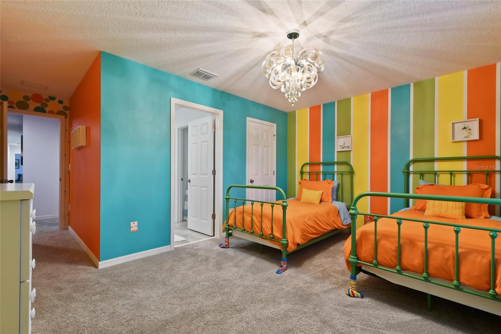 Image 34 of 48 For 8931 Amelia Downs Trail