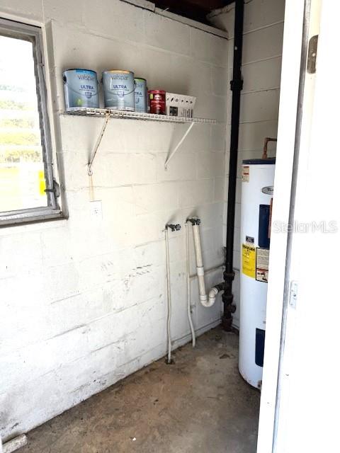 Image 16 of 21 For 406 Country Club Drive