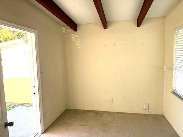 Image 9 of 21 For 406 Country Club Drive