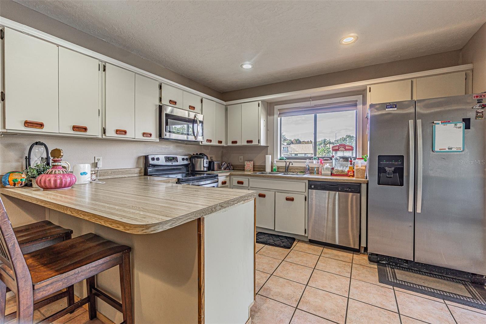 Image 12 of 28 For 15314 Pond Woods Drive