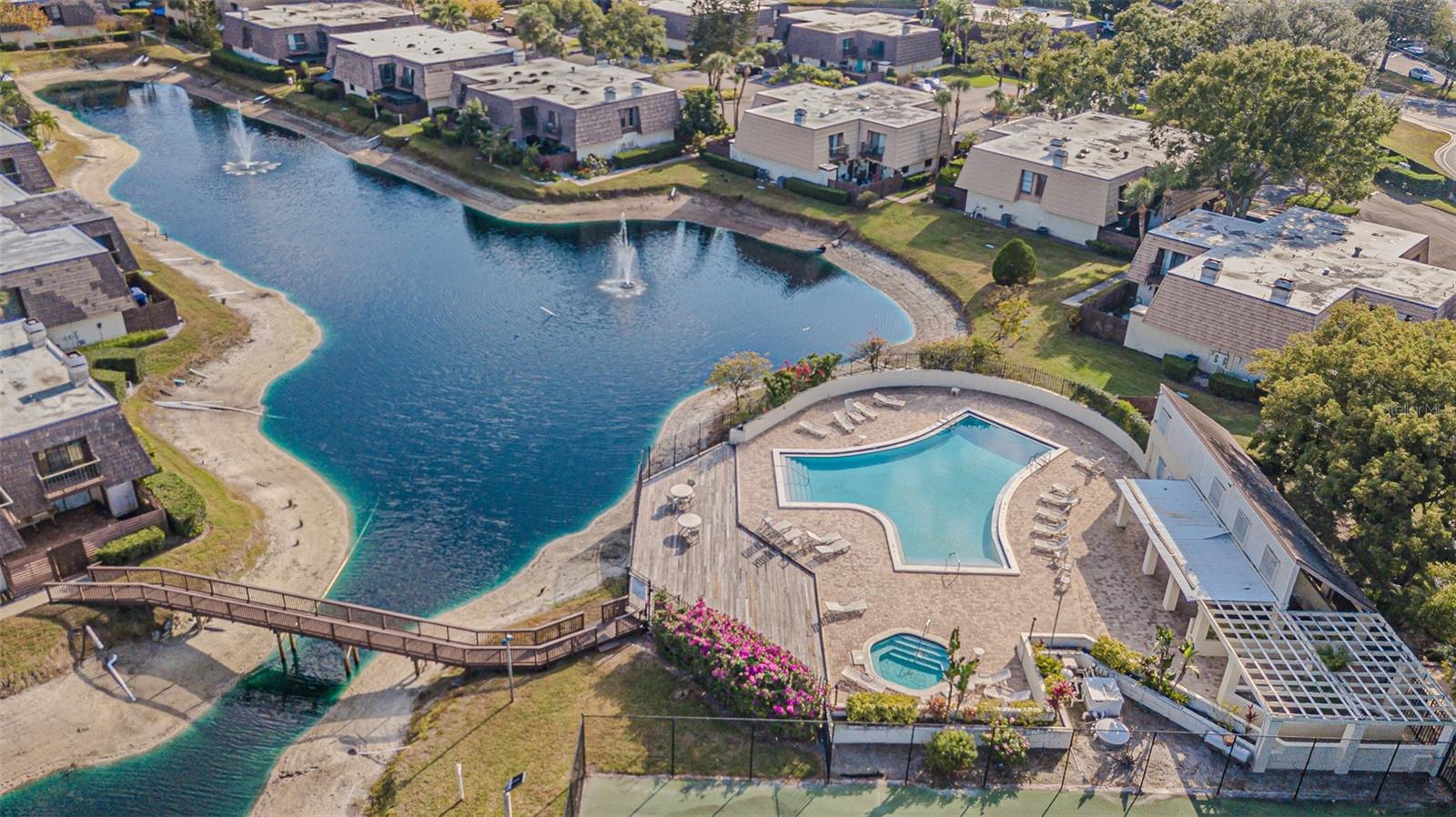 Image 24 of 28 For 15314 Pond Woods Drive