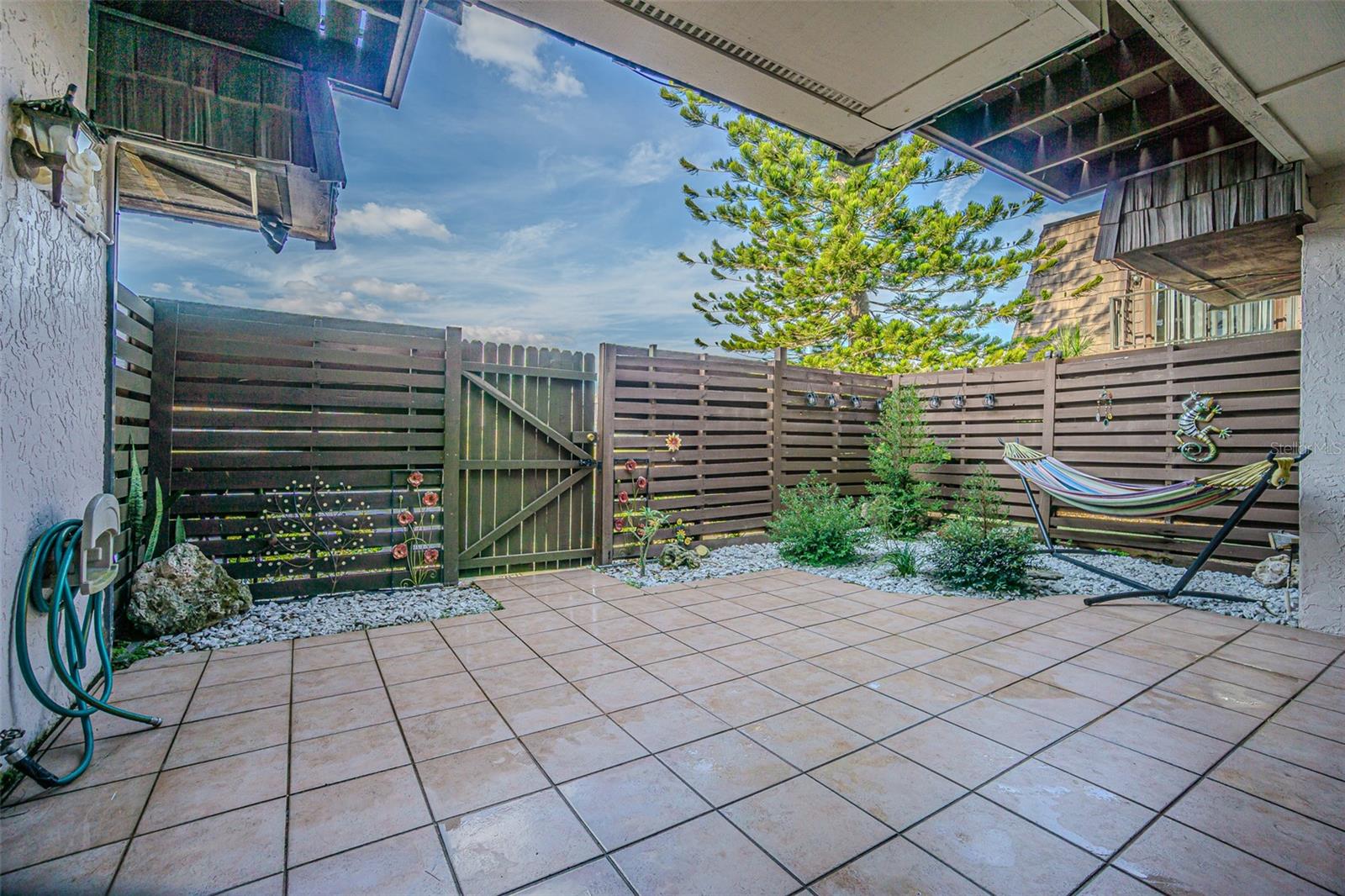 Image 5 of 28 For 15314 Pond Woods Drive