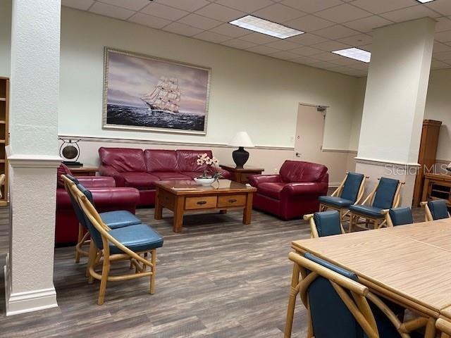 Image 46 of 47 For 400 Island Way 901