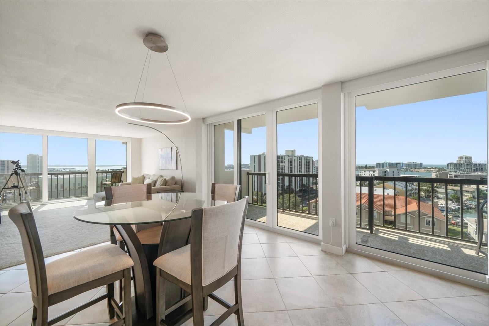 Image 8 of 47 For 400 Island Way 901