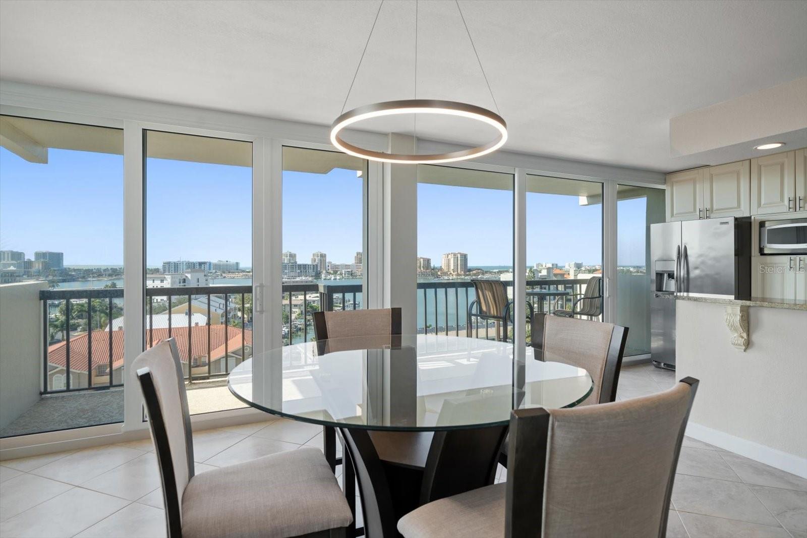 Image 9 of 47 For 400 Island Way 901