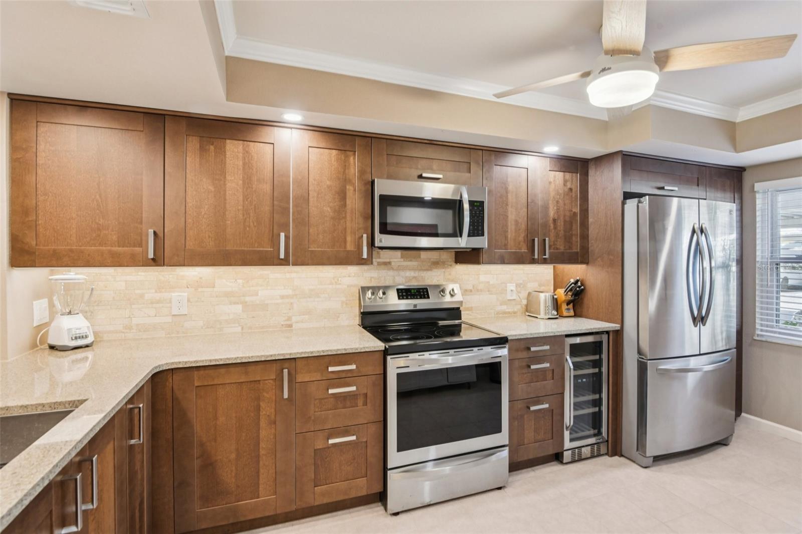 Image 7 of 20 For 7570 92nd Street 104c