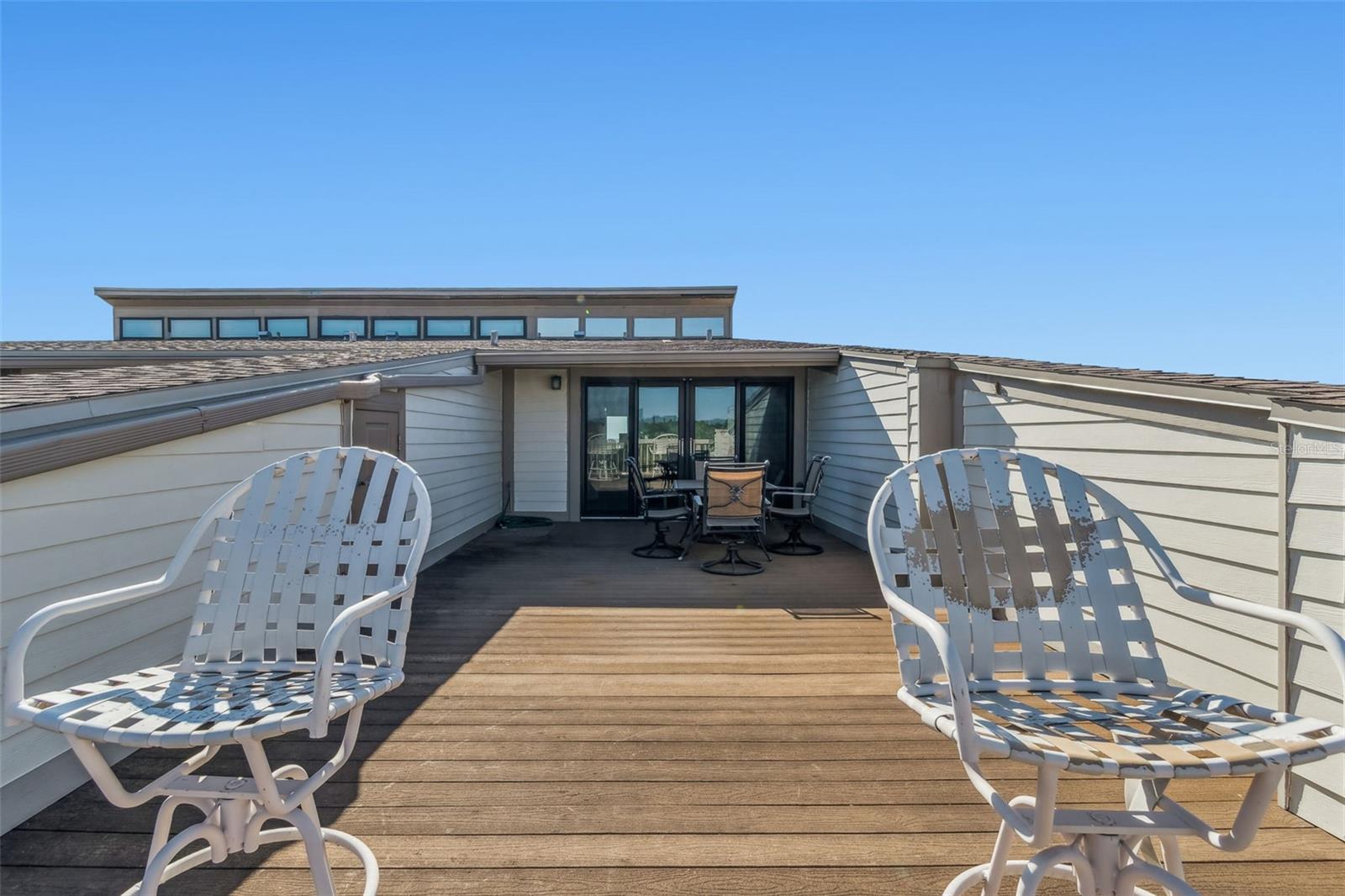 Image 44 of 87 For 19010 Gulf Boulevard 203