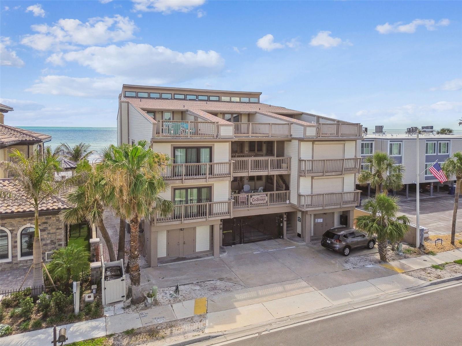 Image 85 of 87 For 19010 Gulf Boulevard 203